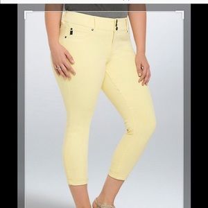 Yellow cropped jeggings